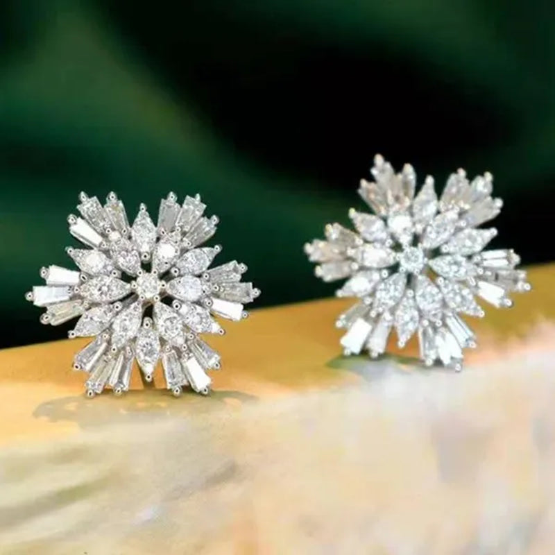 Trendy Silver Plated Micro Pave Crystal Lab Diamond Snowflake Flower Stud Earrings for Women Engagement Wedding Jewelry Gift