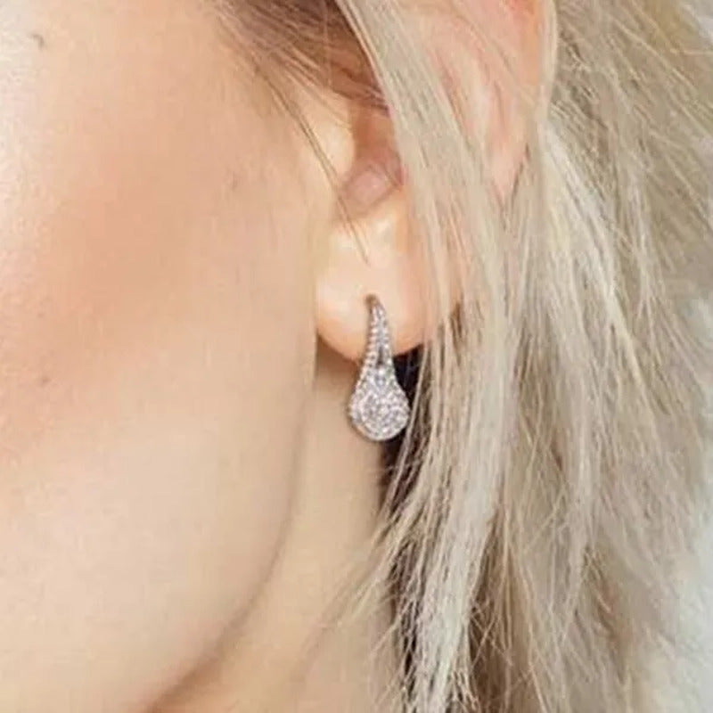 Women Elegant 925 Sterling Silver Paved round Cut Diamond Hoop Huggies Earrings