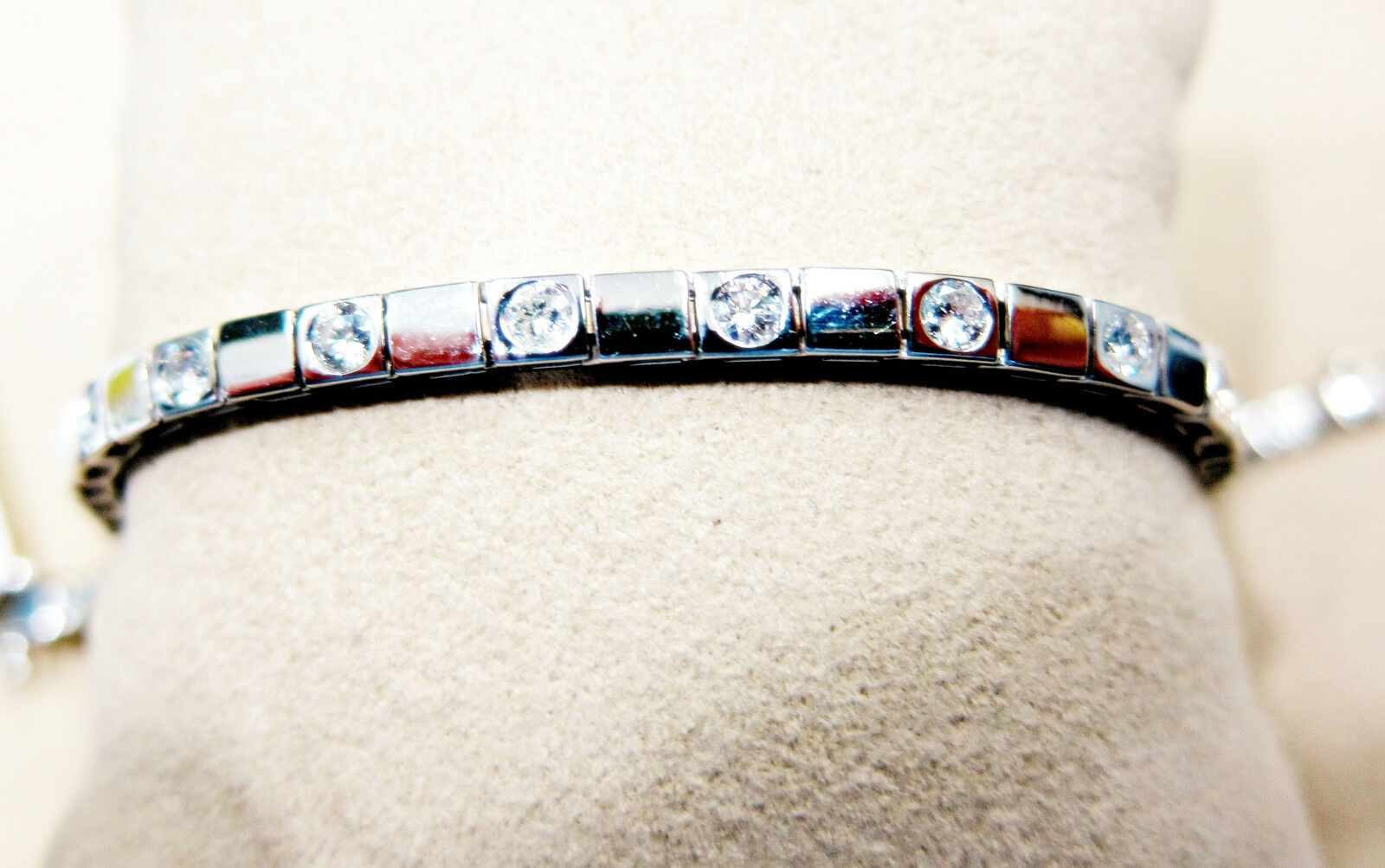 2.10 ct diamond round brilliant space link alternating style bracelet