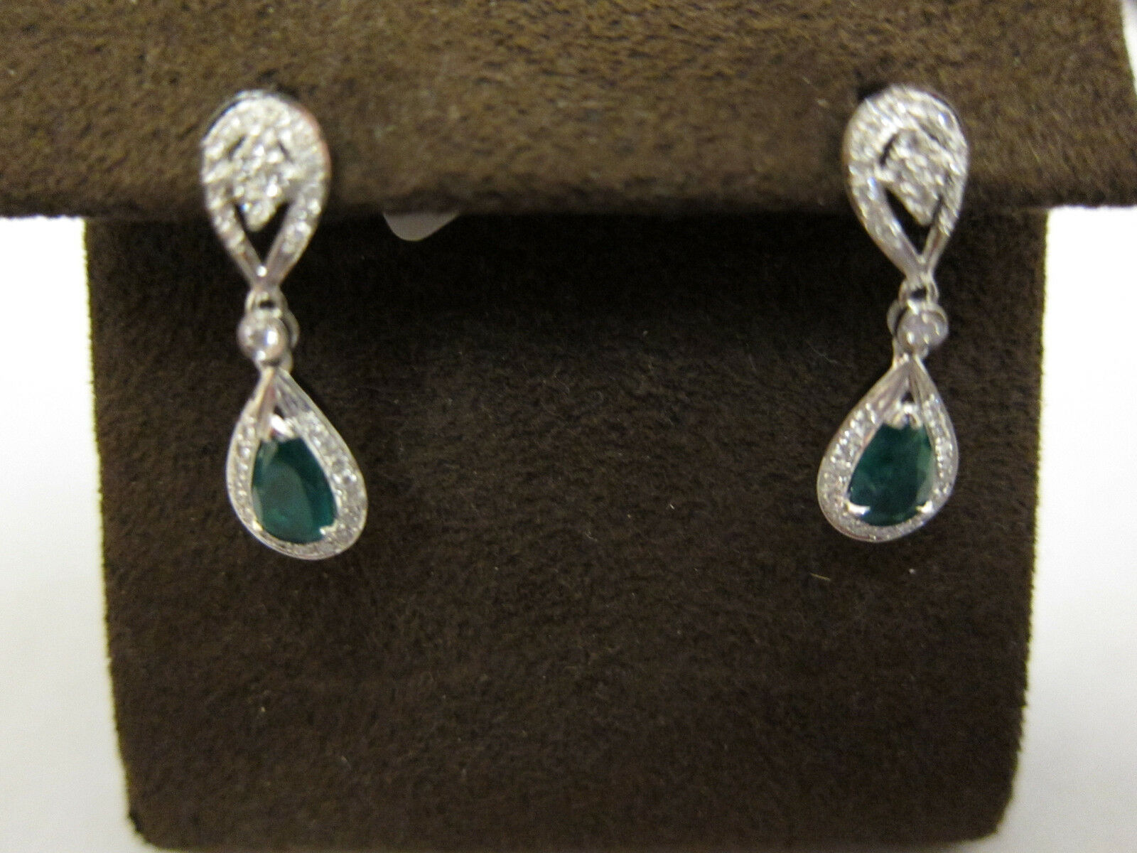 .48 CT ROUND SHAPE DIAMOND .98 CT TWO PEAR SHAPE EMERALD EARRING 18 K WHITE GOLD