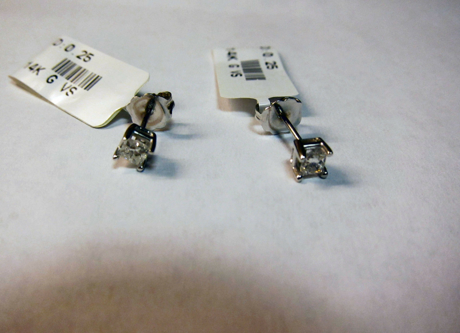 $1,200 RETAIL DIAMOND PRINCESS SHAPE STUD EARRING PRONG .25 CT G VS1/2 14 K GOLD