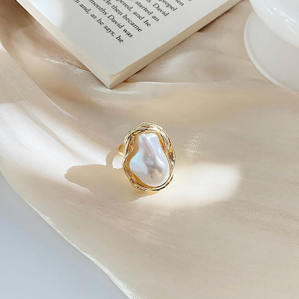 Pearl Ring for Women Promise Stacking Pearl Rings Adjustable Open Pearls Finger Ring Trendy Personality Christmas Pearls Jewerly Prom Dress Jewerly