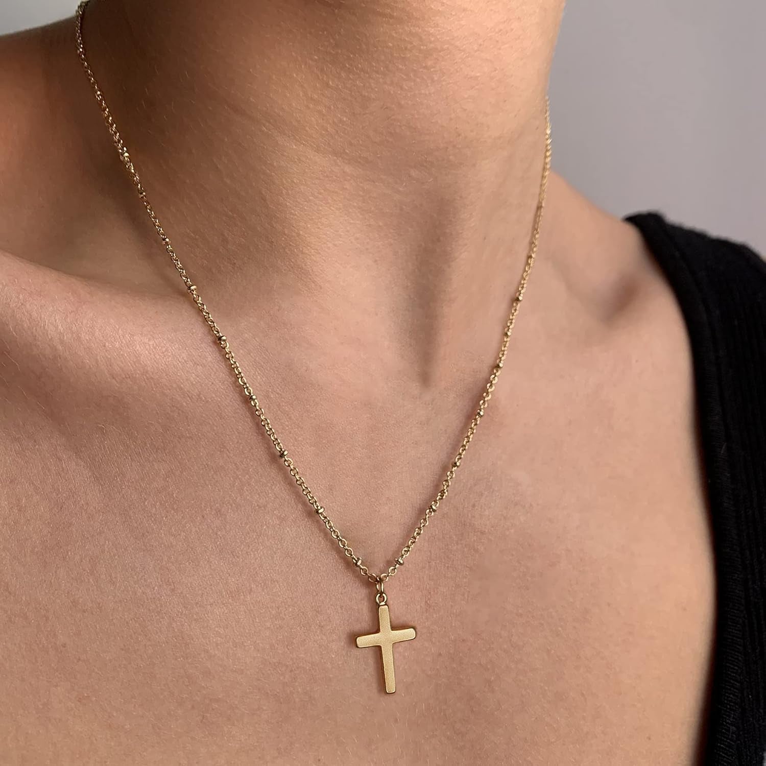 Diamond Cross Necklace for Women-Dainty 14K Gold Cubic Zirconia Pendant Necklaces Simple Gold Cross Pendant Necklace Cute Tiny Gold Jewelry