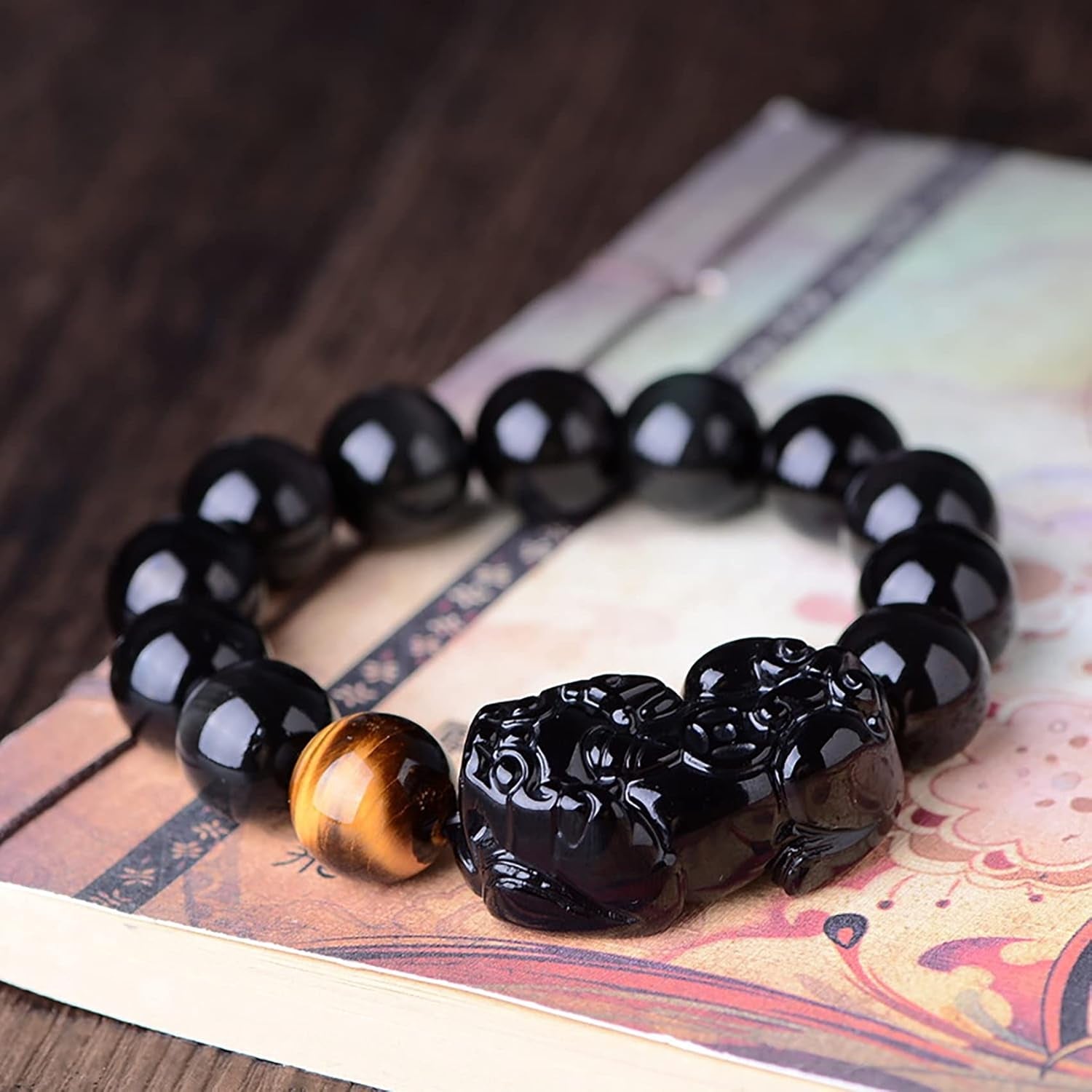 Beaded Bracelets,Protection Bracelets for Men Women，Feng Shui Bracelet Amulet Pixiu Black Vintage Bracelet Natural Black Obsidian Tiger Eye Beaded Chakra Balancing Bracelet Crystal Ward-Off Evil Spiri