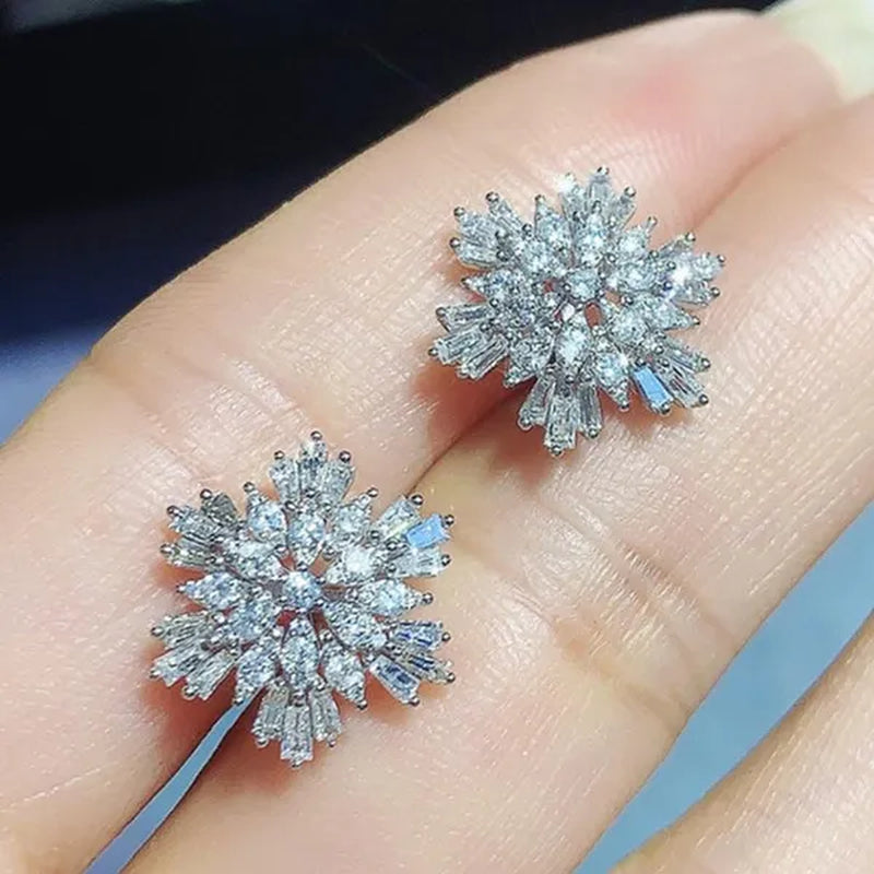 Trendy Silver Plated Micro Pave Crystal Lab Diamond Snowflake Flower Stud Earrings for Women Engagement Wedding Jewelry Gift