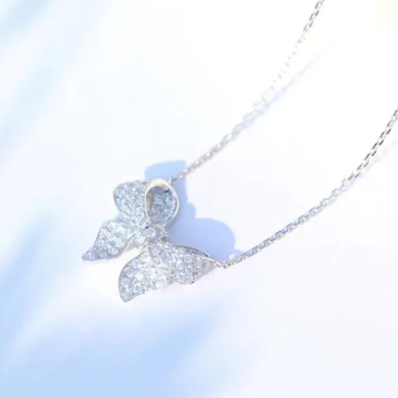 New Fashion Elegant Silver Plated Bow Knot Diamond Pendant Neckalce Engagement Clavicle Necklace for Women Simple Temperament Wedding Anniversary Jewelry Accessory
