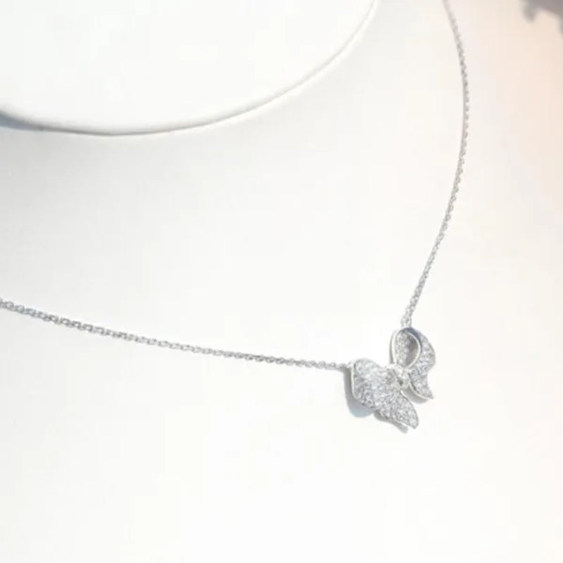 New Fashion Elegant Silver Plated Bow Knot Diamond Pendant Neckalce Engagement Clavicle Necklace for Women Simple Temperament Wedding Anniversary Jewelry Accessory
