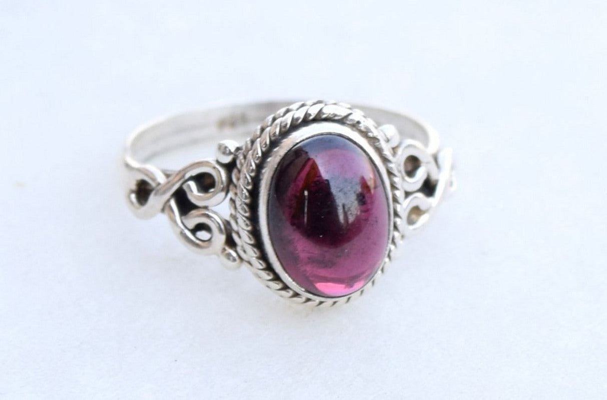 Garnet Ring 925 Sterling Silver Statement Ring for Women - Size 8 - Stone Gemsto