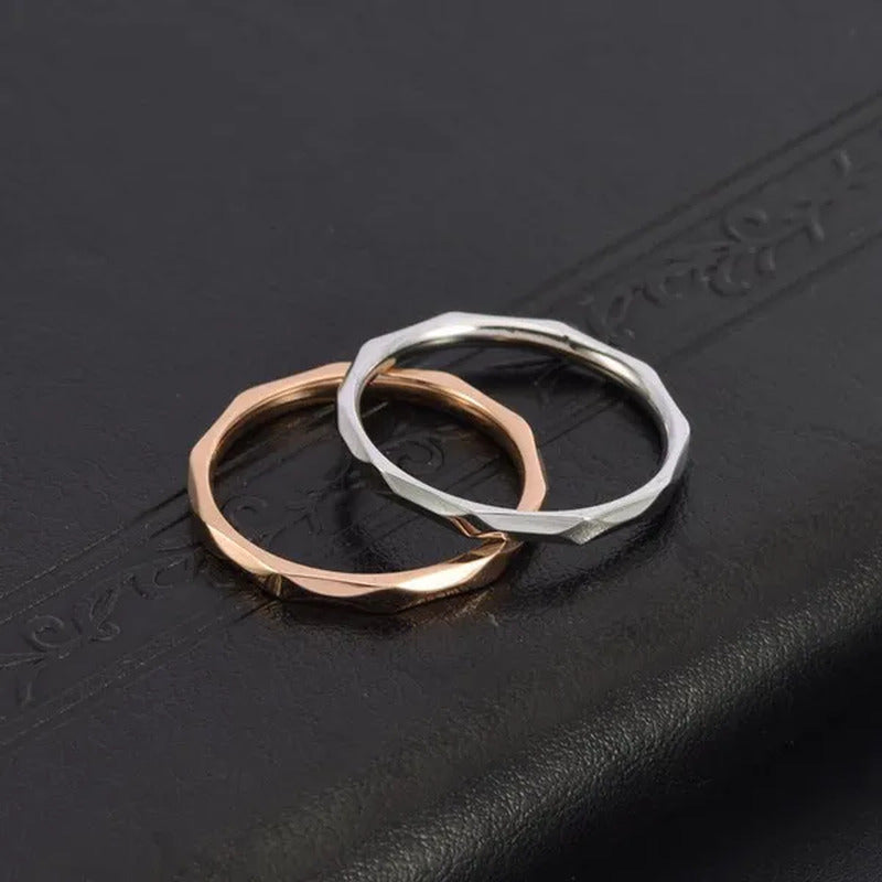 2Mm Wide Cute Multi-Faceted Rhombus Facet Design Stackable Thin Tail Ring Women