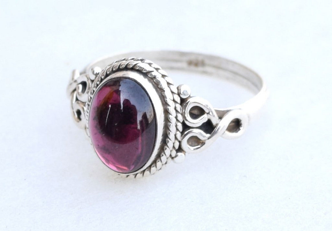 Garnet Ring 925 Sterling Silver Statement Ring for Women - Size 8 - Stone Gemsto